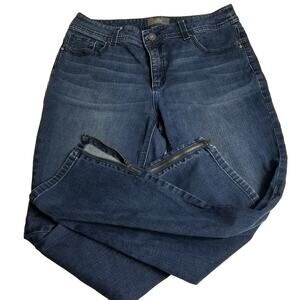 Chicos So Slimming Denim Blue Jeans Zip Ankles Very Good! Size 1